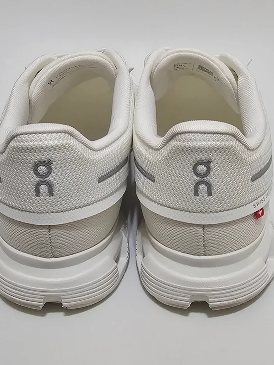 Women's On Running Cloud 6 size 9.5 - Picture 4 of 9